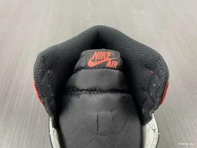 One Kick 555088-112 'Track Jordan OG High 1 Air Red' Retro 0627